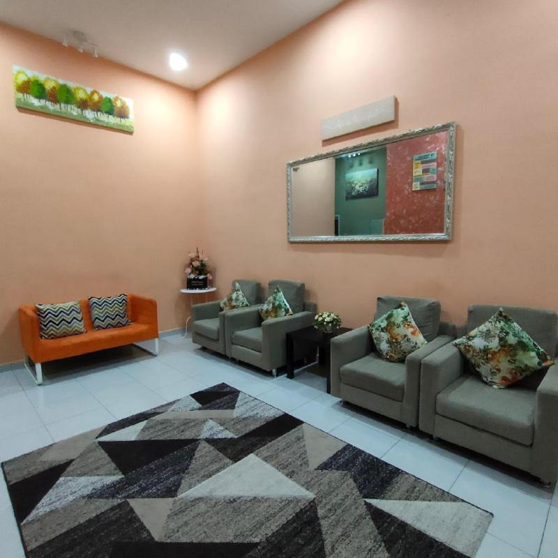 D'Q Putra Homestay Melaka Buitenkant foto