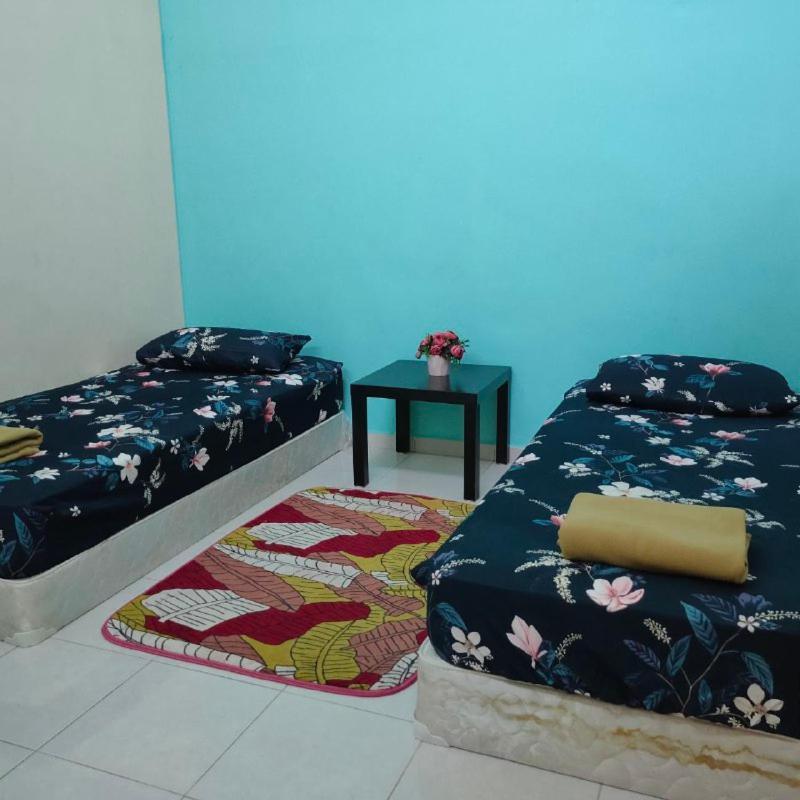 D'Q Putra Homestay Melaka Buitenkant foto